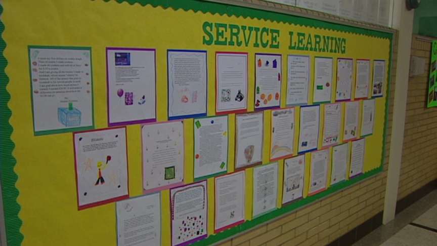 Teacher Gives Money to Students to Make a Difference