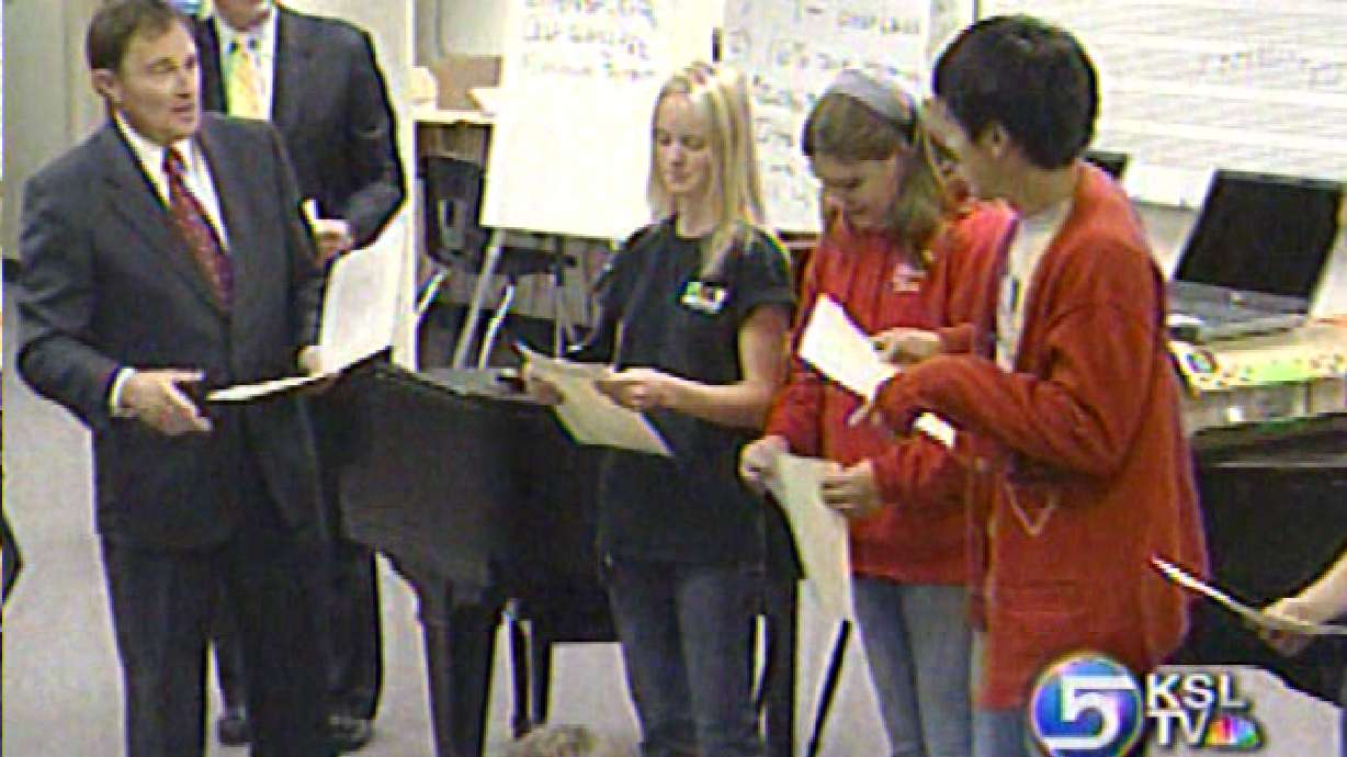 High School Students Get Lessons in Credit Card