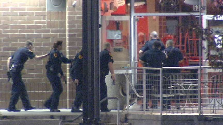 Officers Look for Reported Intruder at Quizno's