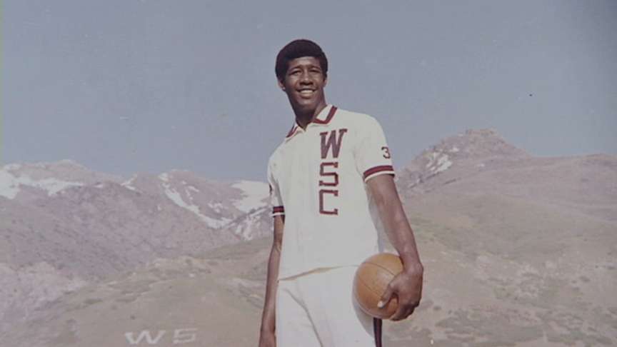 Funeral Services Tomorrow for Former Wildcat Star