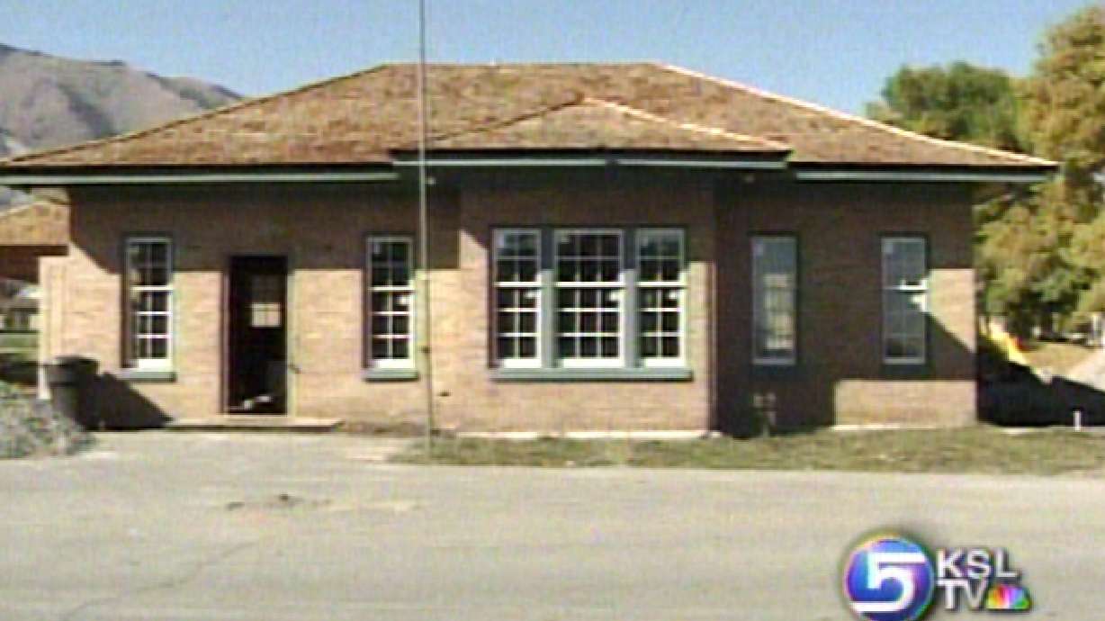 Mendon Residents Preserving Piece of History