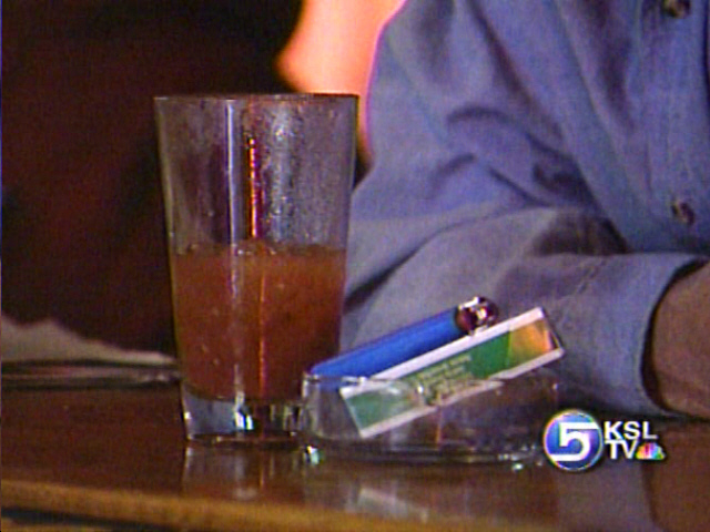 Panel Unanimously Backs Snuffing Smoking in Bars