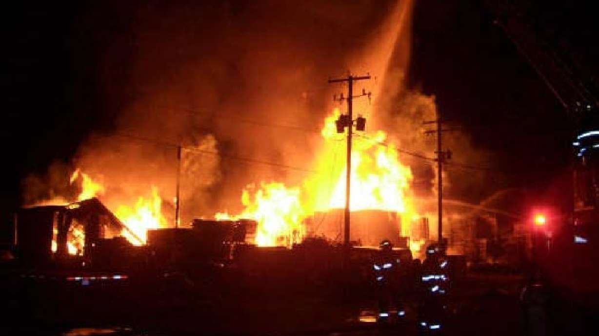 Four Alarm Fire Destroys Smithfield Business