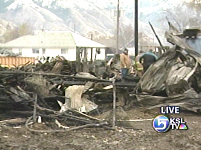 Four Alarm Fire Destroys Smithfield Business