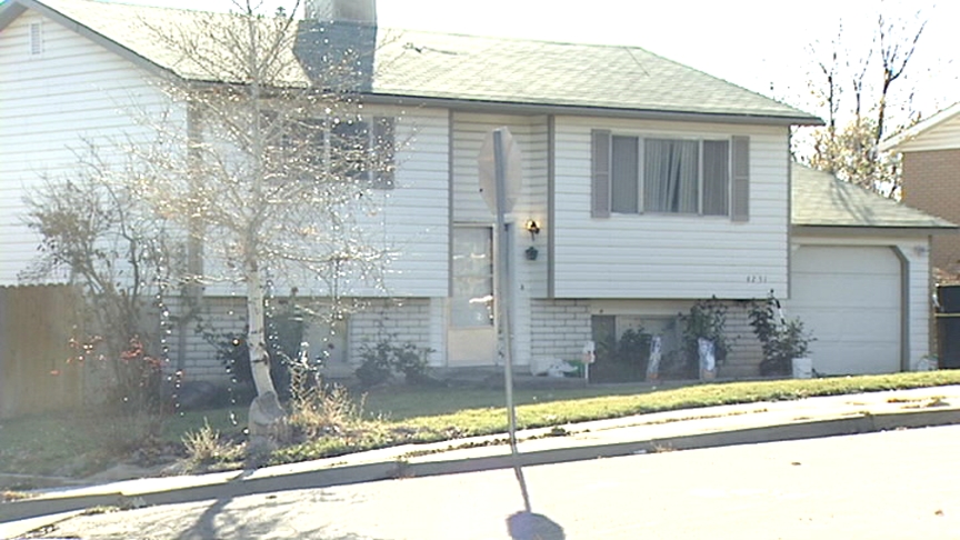 Couple Accused of Illegal Smuggling, Death Threats