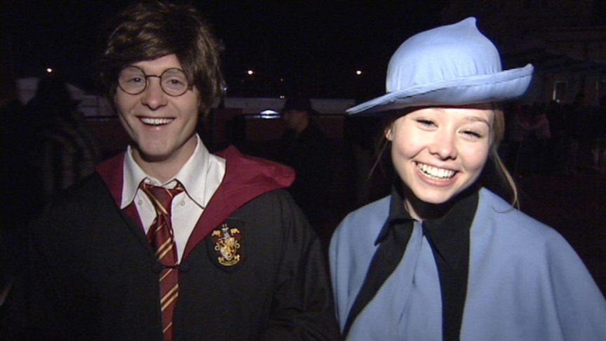 Fans Line Up for Look at Latest Harry Potter Movie