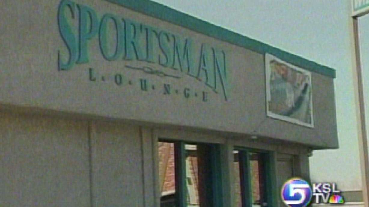 Sign at Bar Has Residents Upset