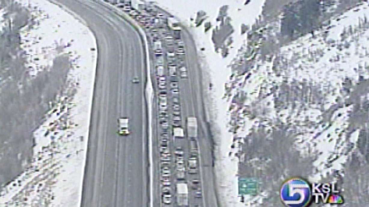 Traffic Restrictions Today in Parley's Canyon