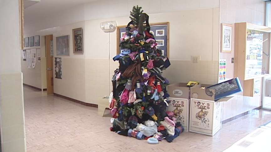 Christmas Brings Debate to Public Schools