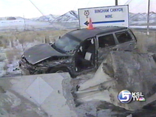 Two Injured in Accident on U-111