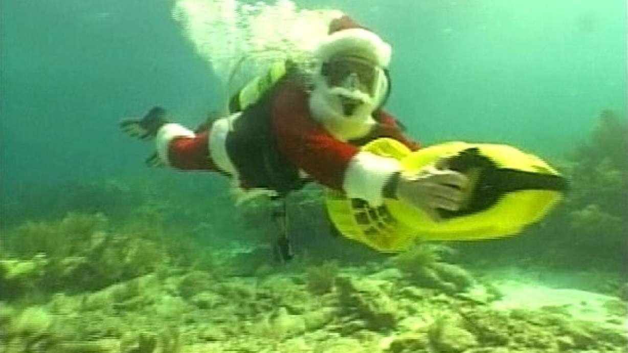 Santa Spotted Scuba Diving in Florida