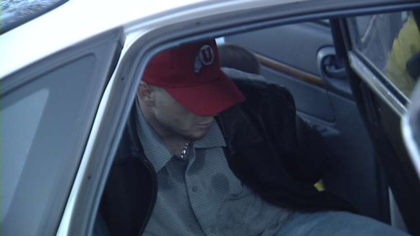 Hunt for Forgery Suspect Turns Into Chase