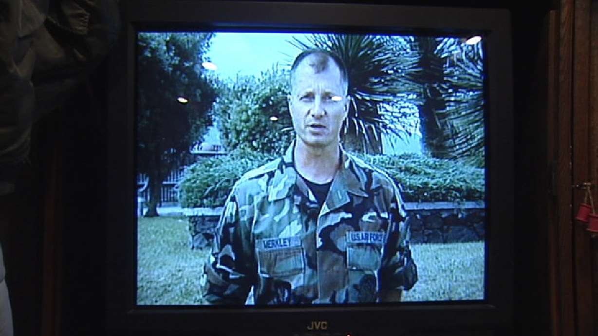 Cable Company Provides Soldiers' Greetings 'On Demand'