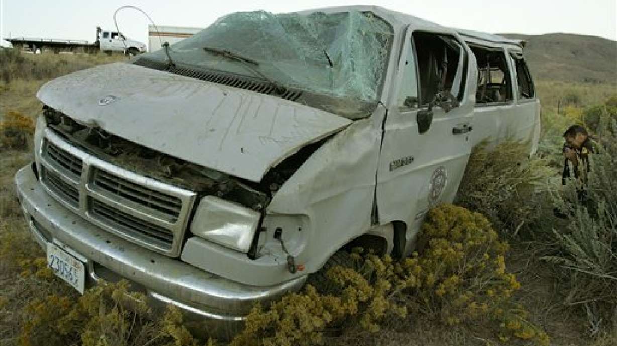 Report Contradicts UHP's Findings in Van Crash