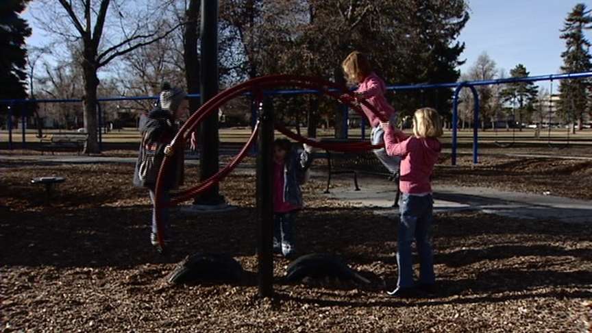 Utahns Go Outdoors to Enjoy Weather