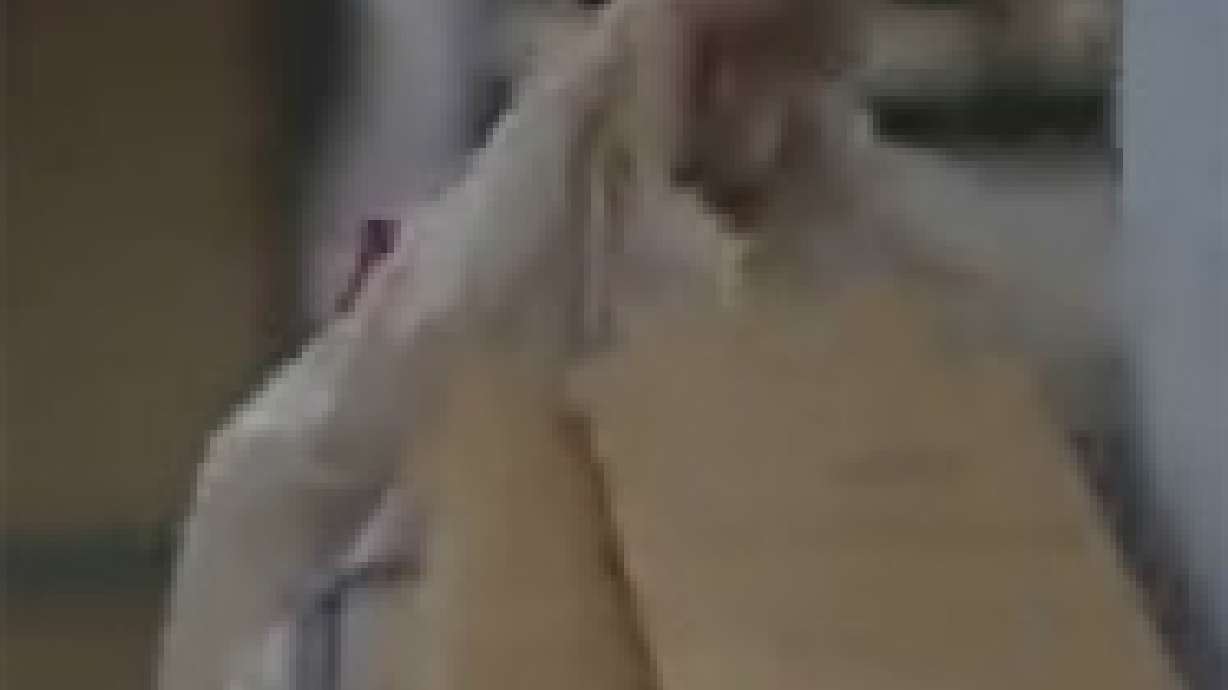 Last Minute Shoppers Out in Full Force