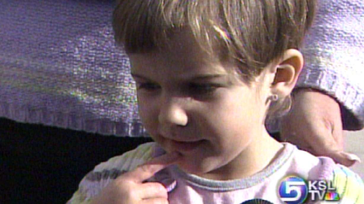 911 Dispatchers Praise 4-Year Old for Calling