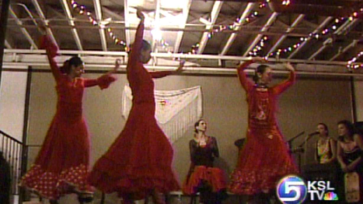 New Restaurant Teaching Tango