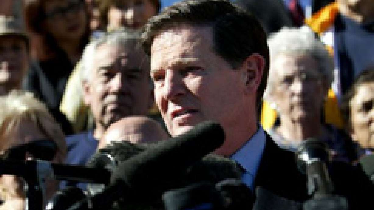 DeLay Announces Resignation From House