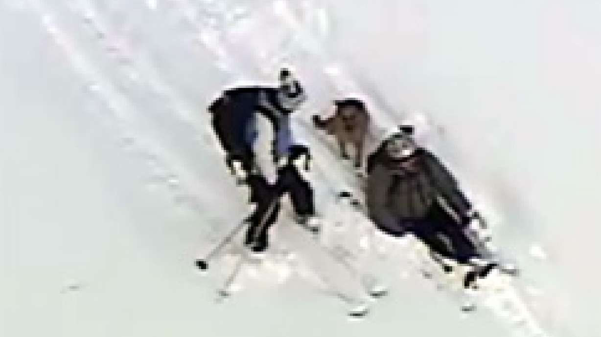 Chopper Five Helps Rescue Skiers