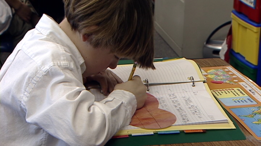 Third Graders Brightening Marines' Holidays