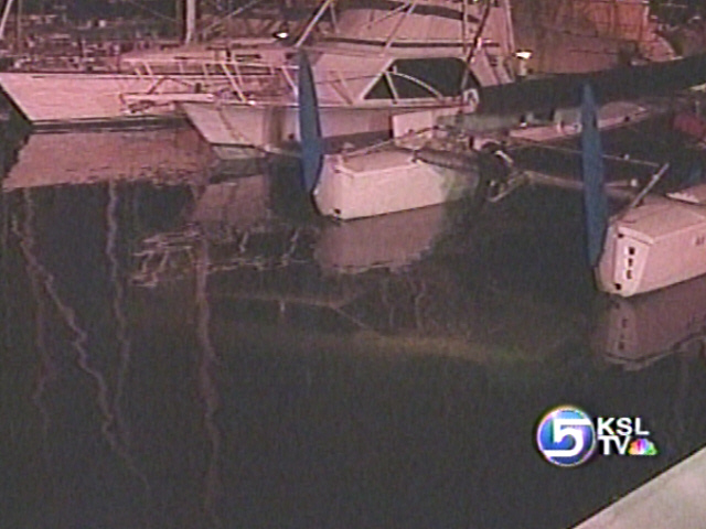 Utah Man Rescues Two From Submerged Car in Hawaii