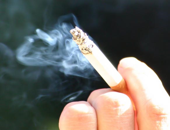 Mayor Signs Smoking Ban