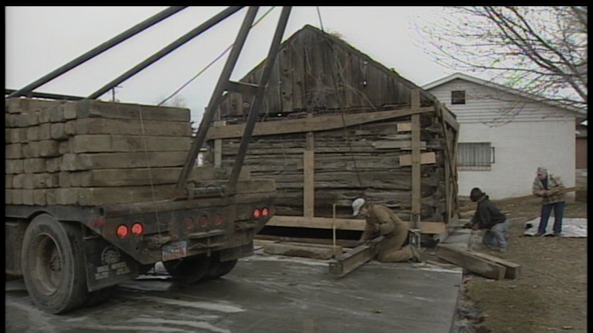 Preservationists Move Early Cabins to City Park