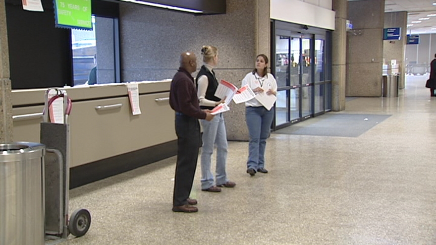 Delta Flight Attendants Protest Relaxed Rules