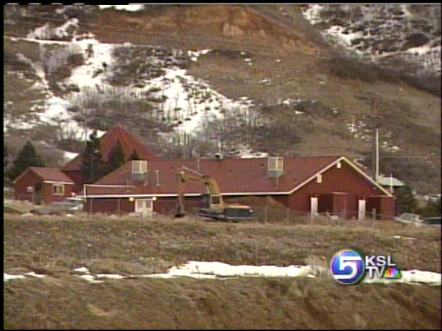 Toxic Chemical Found in Air Over Mapleton