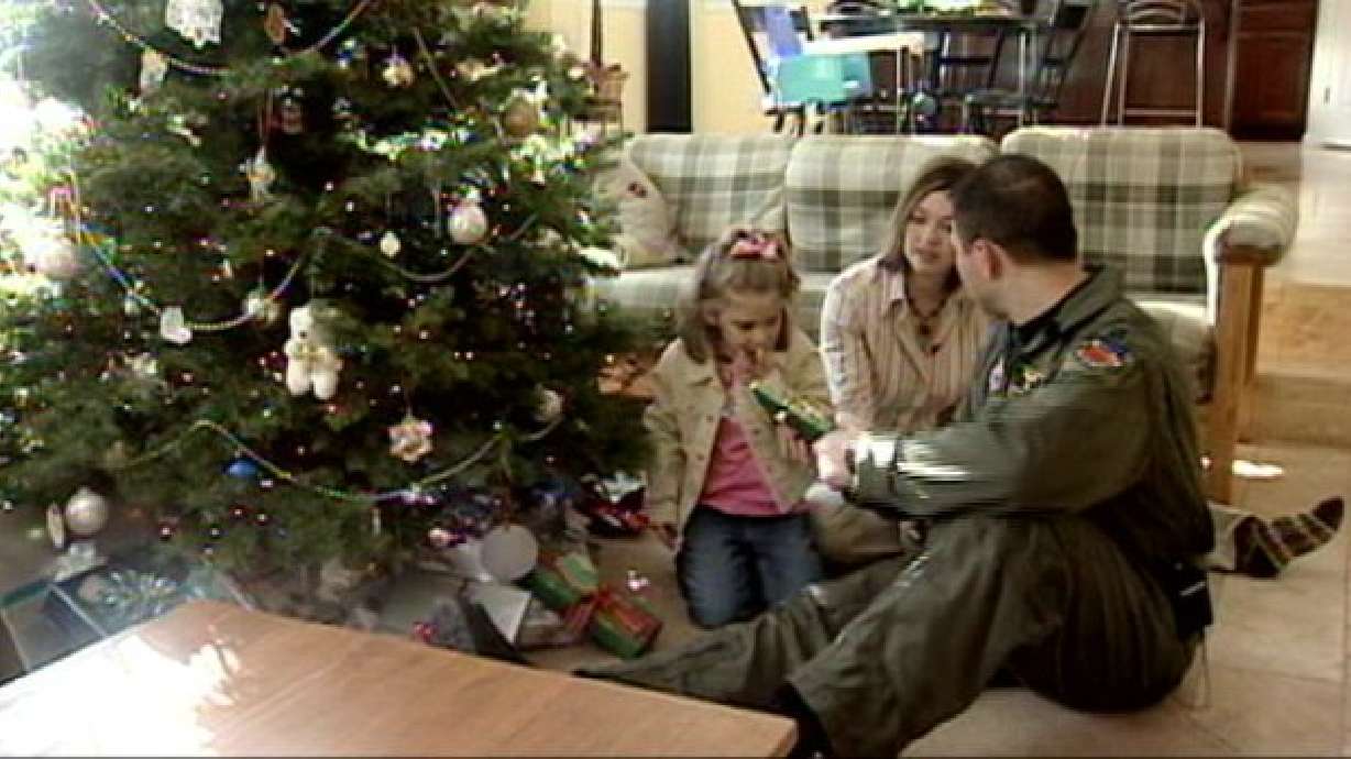 Family Prepares for Soldier's First Deployment to Iraq