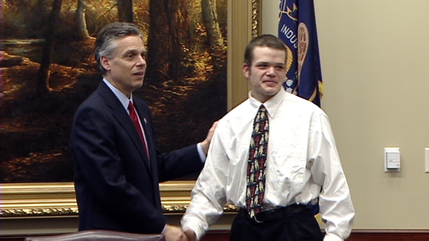 Gov. Huntsman Honors Life-Saving Teens