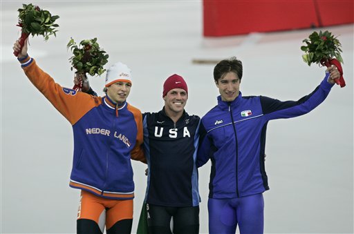 Chad Hedrick Skates to Gold