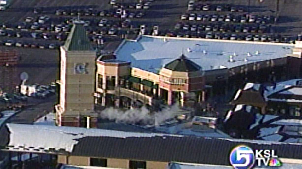 Gateway May Get TRAX Station in 2007