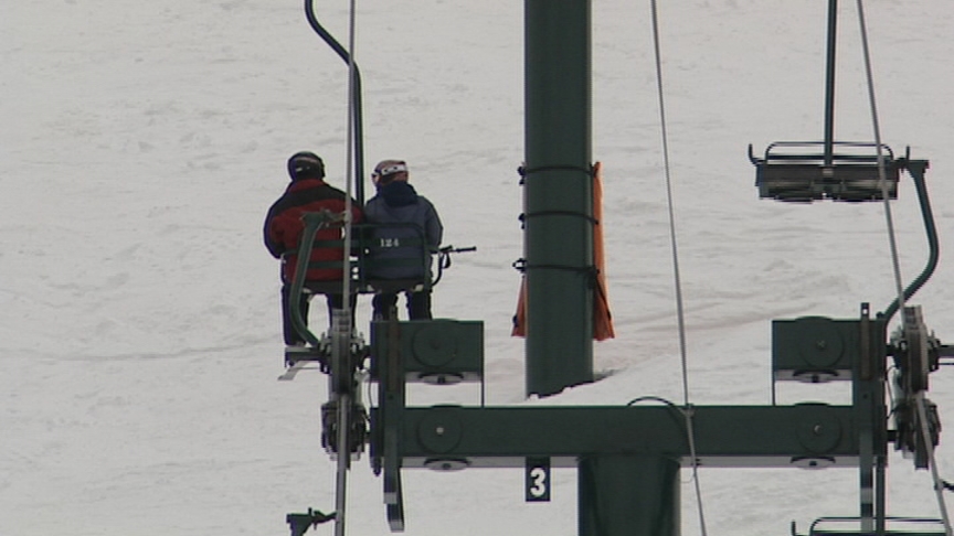 Man Nearly Dies When Heart Stops on Ski Lift