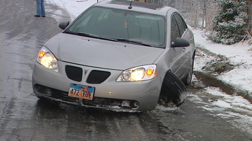 Snowstorm, Wrecks Make a Mess of I-15 North