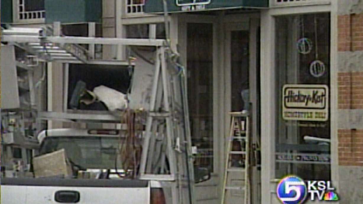 Burglars Hit Provo Deli