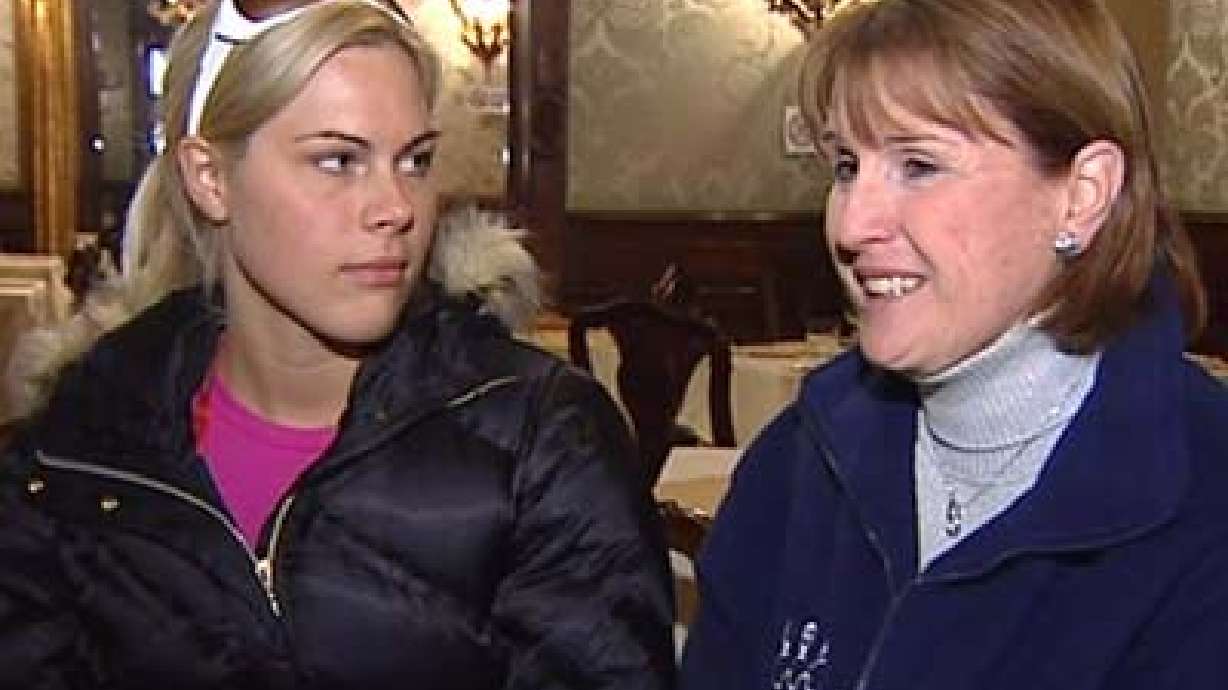 Speedskater Shares Olympic Bond with Mom