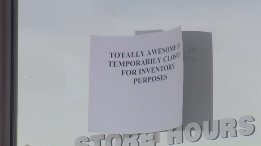 Computer Store Owner Blames Media for Business Closing