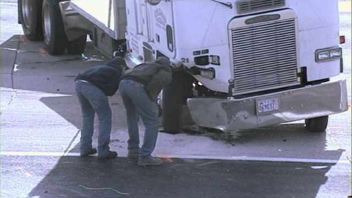 Jack-Knifed Semi Causes Traffic Headaches