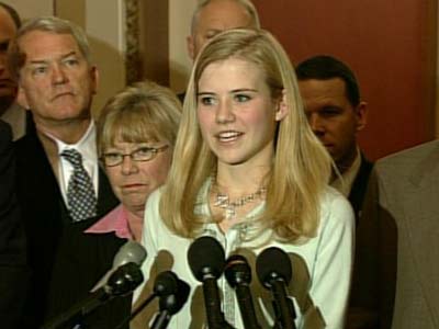 Elizabeth Smart Pushes Congress for Children's Safety Bill