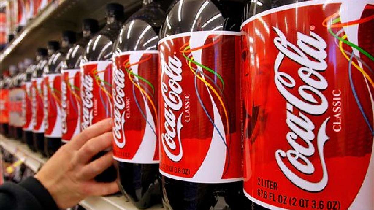 Closer Look: Nutritionists Call for Warning Labels on Soda