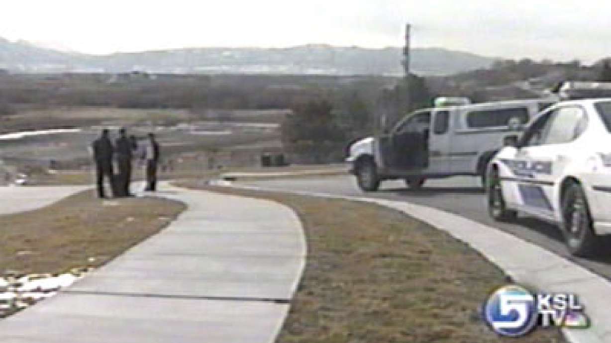 Thief Tries to Evade Police by Hiding in Window Well