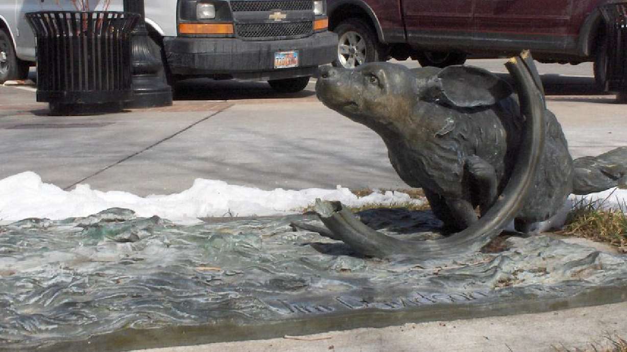 Statues Stolen In Ogden