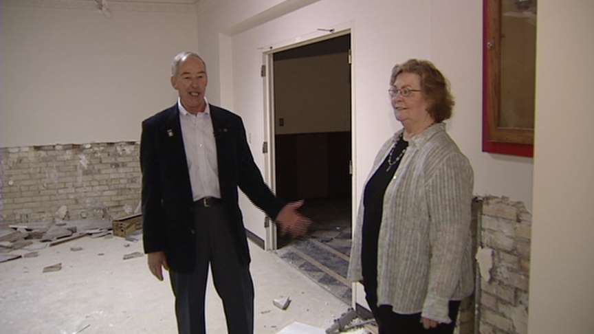 Couple Reminisces as Library Destruction Begins