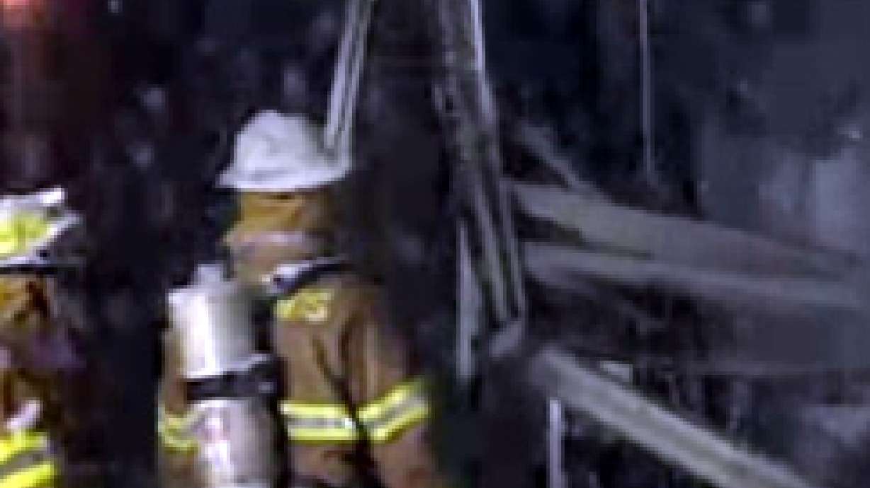 Mobile Home Fire Sends Eight People to the Hospital