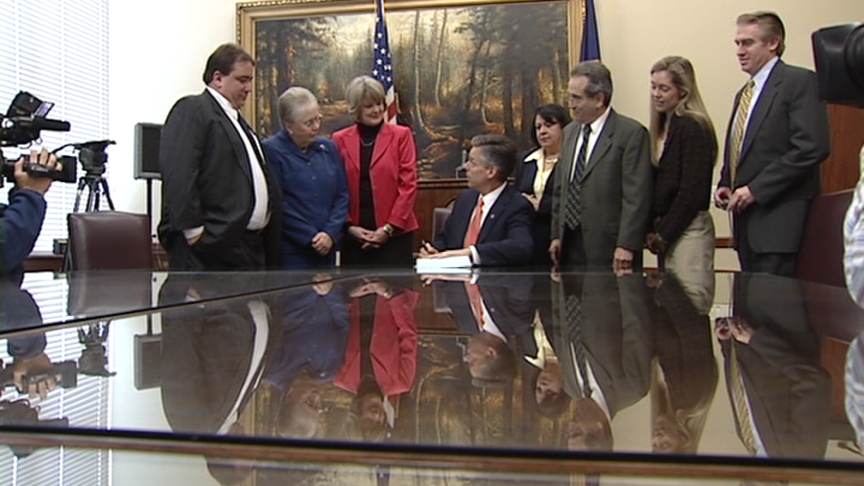 Governor Signs Lori's Law