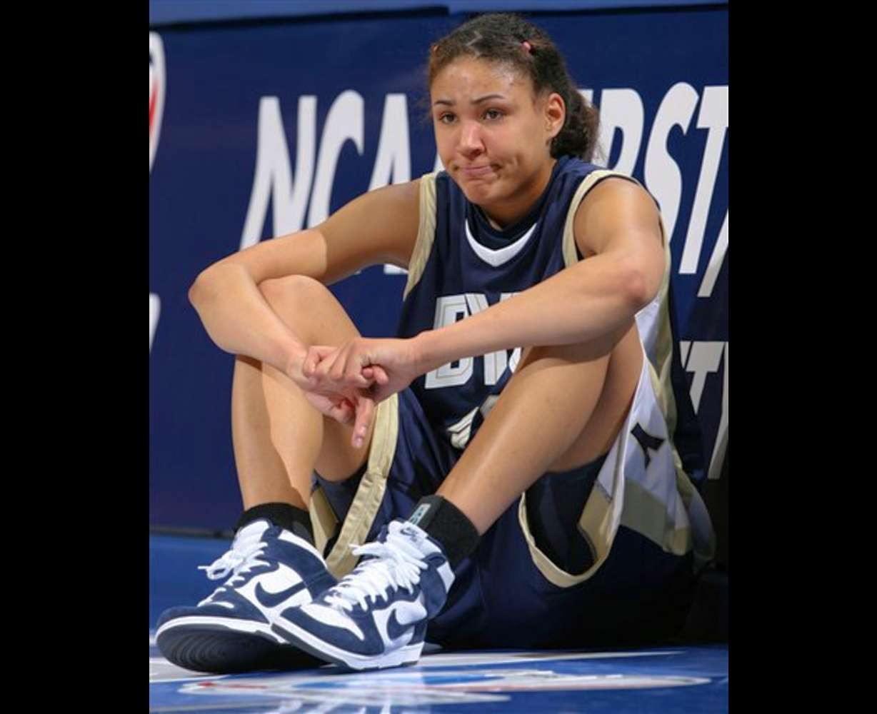 BYU forward Ambrosia Anderson looks on as time runs out in BYU's 86-70 loss to Oklahoma in the teams' second-round game in the NCAA women's basketball tournament in Denver on Monday, March 20, 2006. (AP Photo/David Zalubowski)