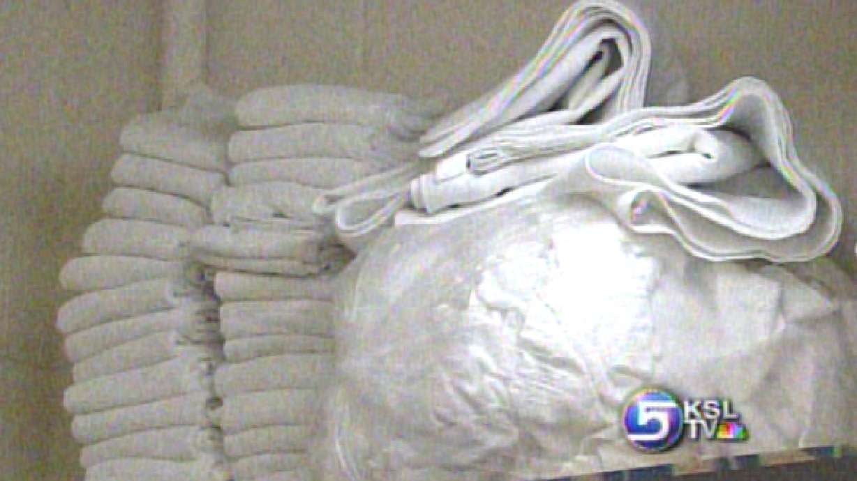 Hotels Donate Linens to Homeless Shelter
