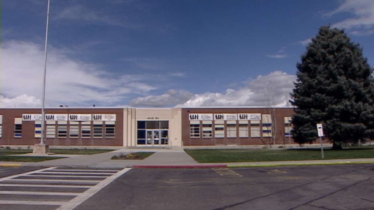 Parents Refusing Move to "Seismically Unsafe" School